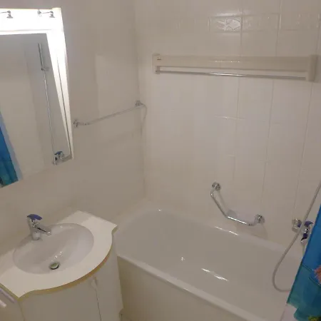 Apartment Eperon B 22 By Interhome *