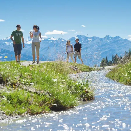 Eperon B 22 By Interhome