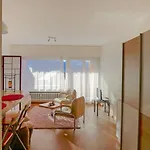 Eperon B 22 By Interhome